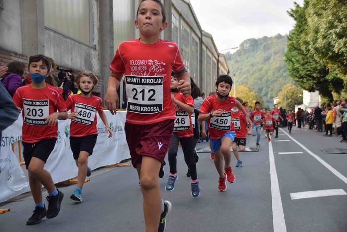 Gozatu egin dute txikienek S 17 1634039485386