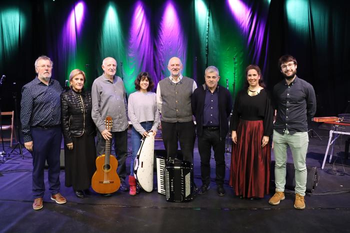 Euskararen historian zehar bidaia, musikaren bitartez