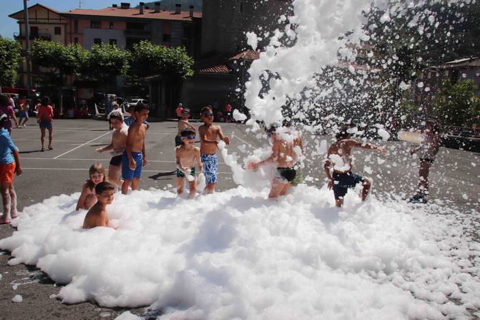 Saharako haurrei harrera egi 66 1530544862720