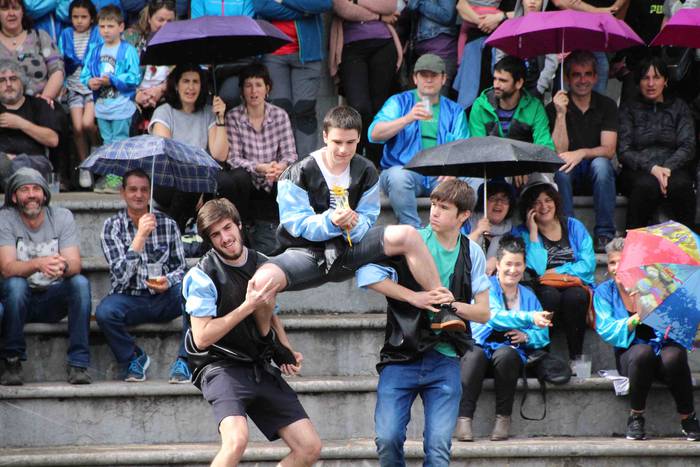 Giro ederra Anoetako Kuadril 78 1527360741640