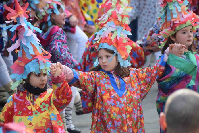 Dantzari txikiek Tolosako ka 26 1551531405763