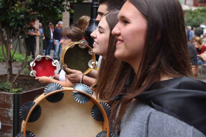 Hauspoa trikitiari 36 1570286806333