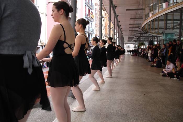 Zerkausiko barandan ballet i 12 1491139375599