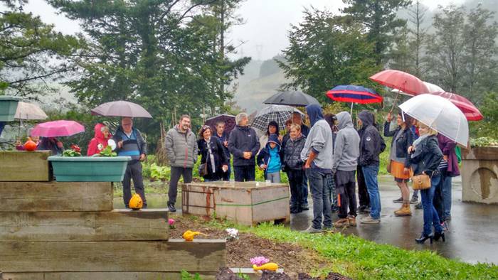 Baratze bat, mila kolore 12 1506867587627