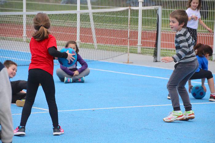 Eskola Txikien topaketak 420 18 1520602476321