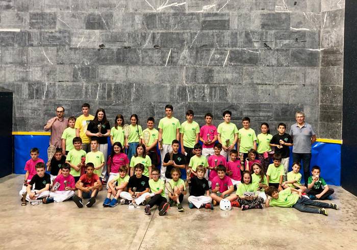 Xarea, xare eskola eta Irura irabazle