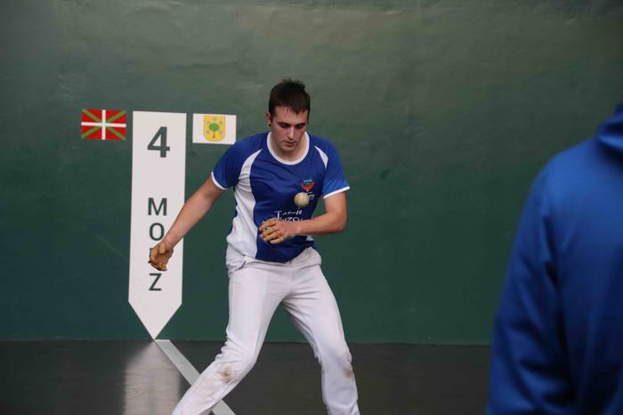 Behar Zana Bertso Pilota 75+ 17 1651349699387