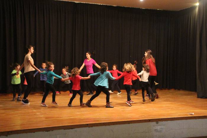 Sutarri haurren dantza taile 5 1521831053237