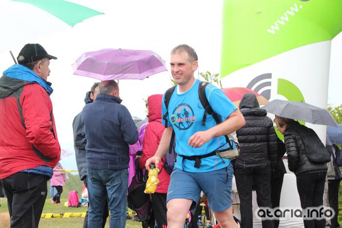 San Migeleko ataria, XIV Orduak 586 1464544510960