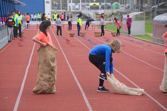 Eskola Txikien topaketak 420 61 1520602768948