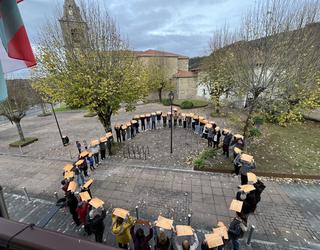 O hizkia osatu dute Leaburu-Txaraman