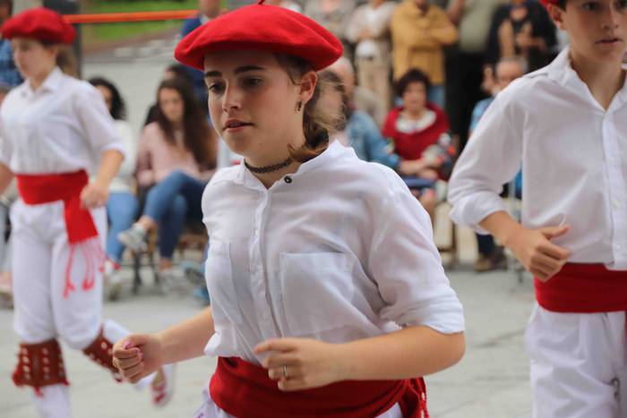 Dantzak, txistuak eta trikit 96 1565549128340