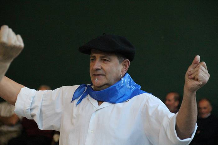 Erakustaldiz betetako arrats 52 1507490204048