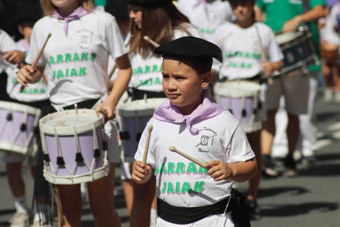 Ibarra zeharkatu dute, danbo 12 1661344765453