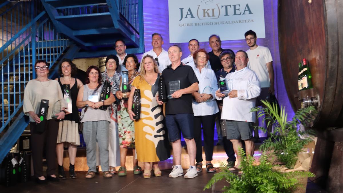 Biko jatetxeari eta Balerdipeko Erleak proiektuari aitortza egin diete Jakitea sarietan