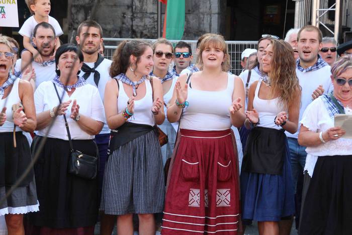 Bero sargoria, sagardoz bust 64 1532982368038