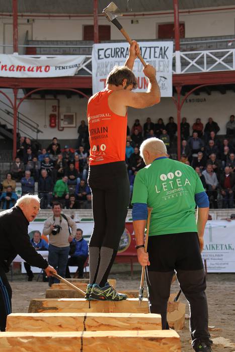 Arria V.aren apustua 4 1479746368319