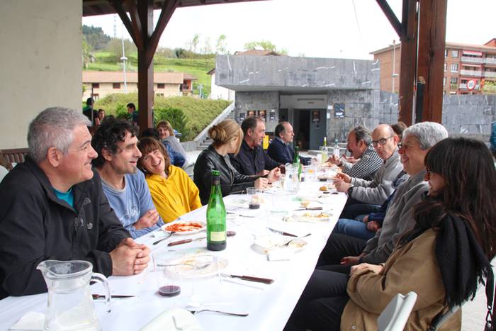 Gazte izateak ez duelako adi 32 1523733435330