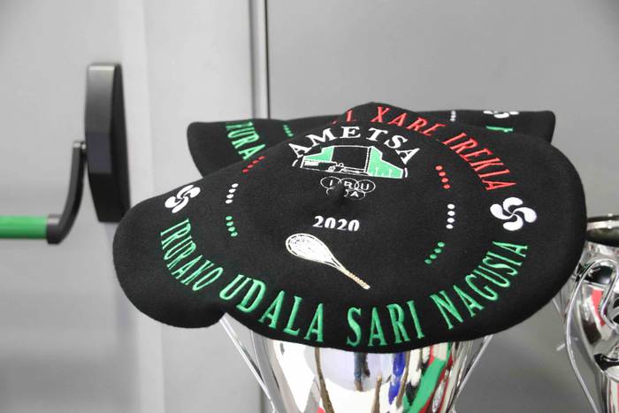 Etxean gelditu da txapela 2 1601747547159