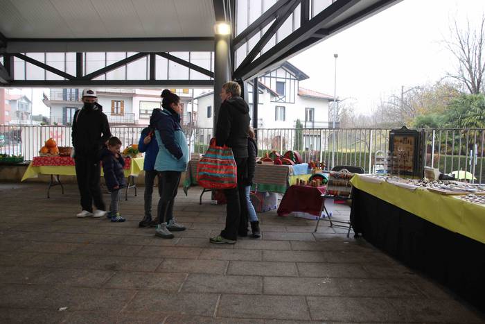 Zizurkilgo gabonetako azoka  23 1639231532847