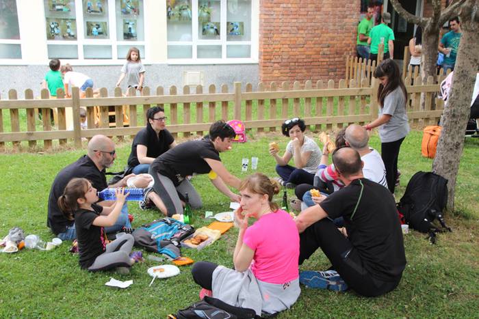 Ikaztegietako Eskola Txikiak Festa 67 1465744480740