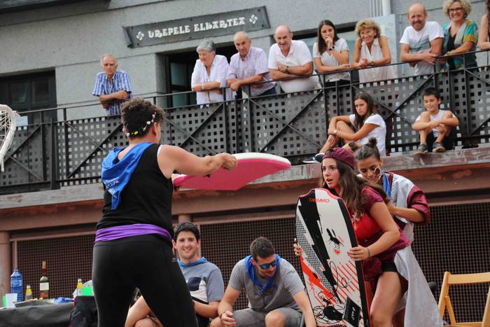 Lotsak ez du lekurik salontz 30 1565373549696