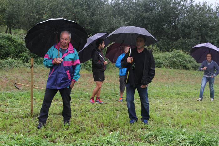 Segalariak, euria eta txakurraren aurka korrika 12 1474130792345