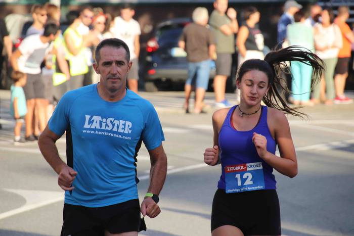 Elena Silvestre eta Xabier L 49 1567672440120