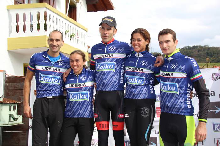 Lokaztuta Amasako XXIV. mendi duatloia 215 1477237210224