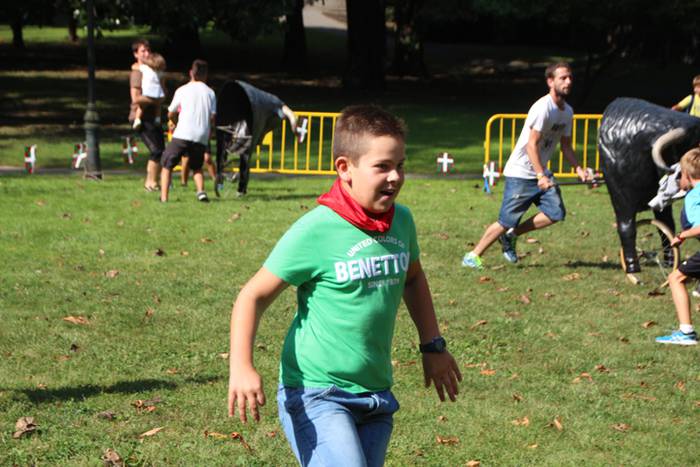 Zezenen aurretik korrika 24 1472903773276