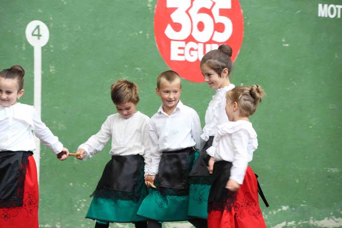 Aterpetik heldu dira saninaz 10 1564229639926