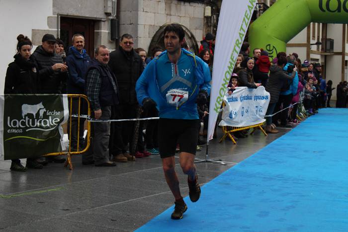 Jokin Lizeaga eta Veronica D 256 1517772855177