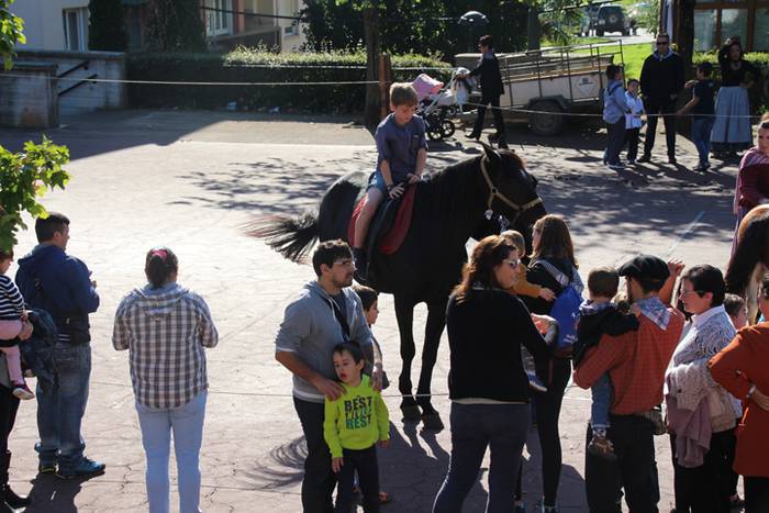 Euskal jaia eguna Anoetan 13 1476015414599