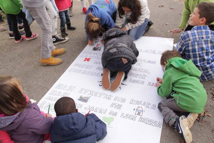 euskararen eguna 2015 ikaztegieta 51 1449169386686