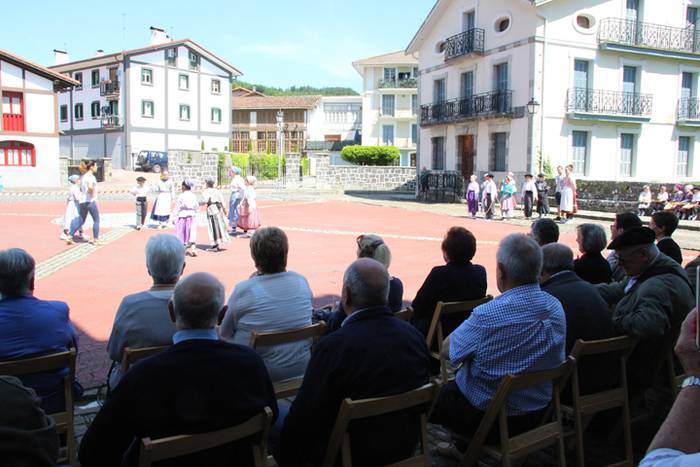 Bidania-Goiatz dantzariak er 2 1528102527750