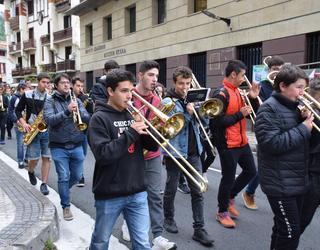 Loatzo eta Vilafranca del Penedes musika eskolen arteko elkartrukea asteburuan