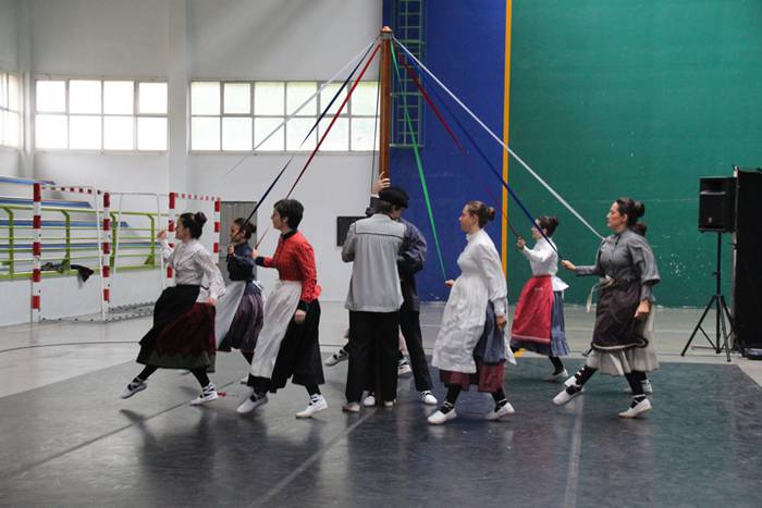 Kristikin eta dantza, Lizart 19 1496497076053