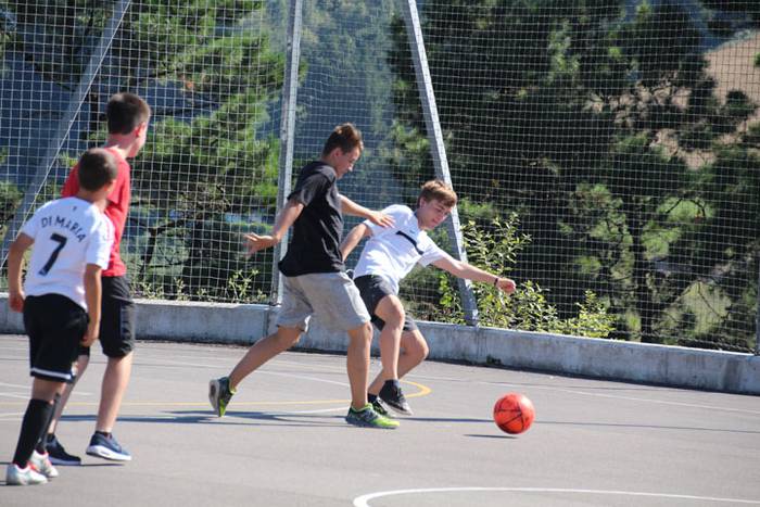 Haurrek hasi dute festa Orendainen 21 1471174716519