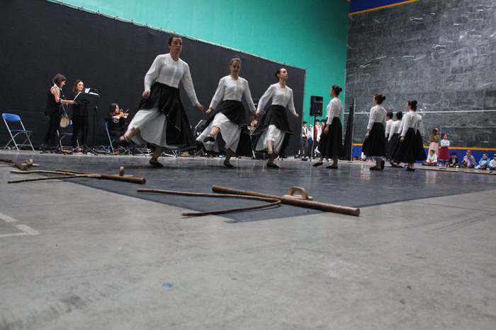 Kristikin eta dantza, Lizart 4 1496496984931