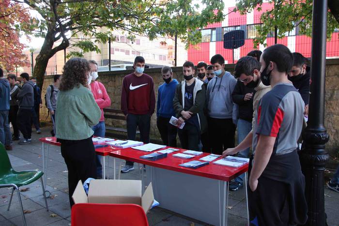 Boluntariotza Azoka, 2021, T 24 1635351637635