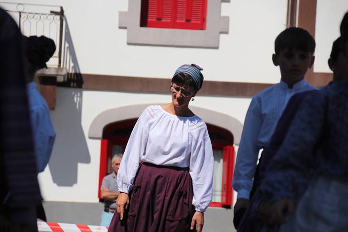 Dantza, bidania 25 1472039917708