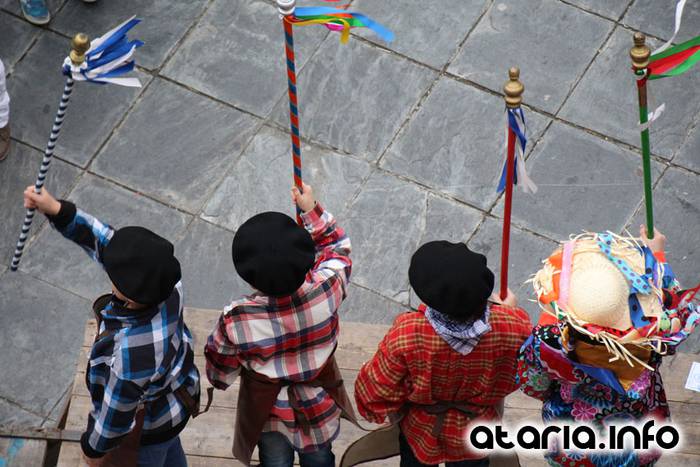 Zaldunita bezperako haur danborrada 93 1454785364279