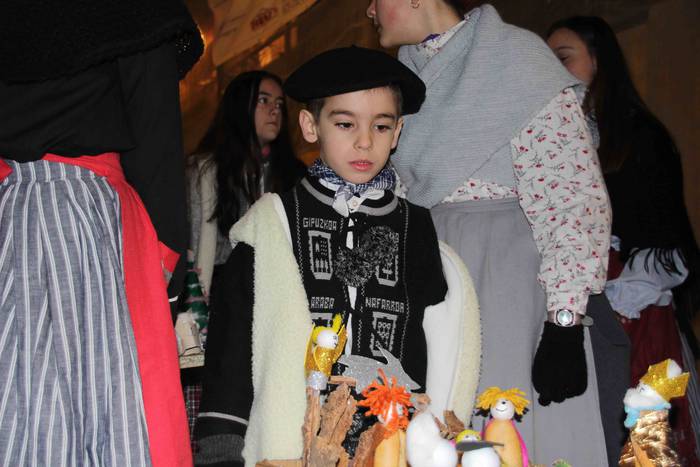 Errege magoen desfilea tolos 38 1546717644118