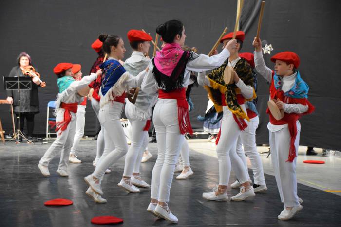 Hasi dituzte Lizartzan inaut 33 1550323634266