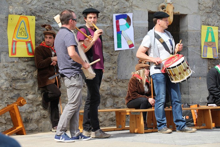 Dantza, kantua eta antzerkia, maskaradan - 14