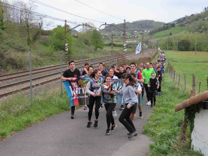 korrika, furgonetatik, Anoet 11 1649421133670