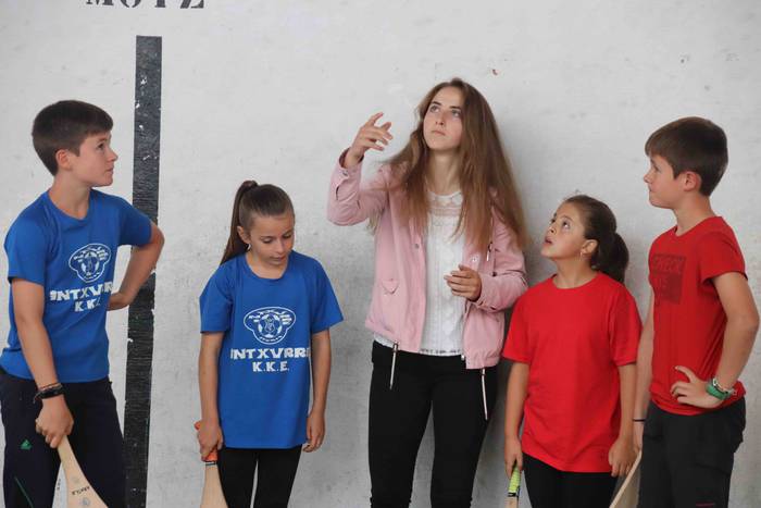 Txikiek pilotari handiak dir 48 1565875097821