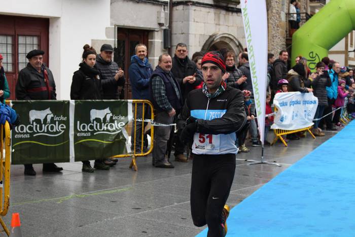 Jokin Lizeaga eta Veronica D 253 1517772837953