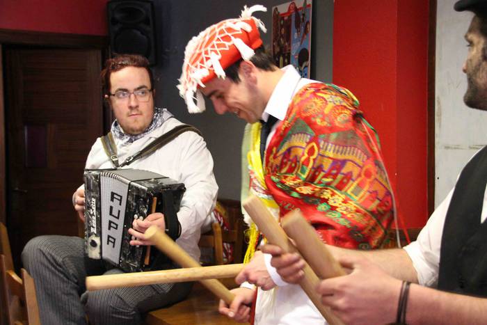 Lo zegoena, esnatu dute Abal 44 1551613821161