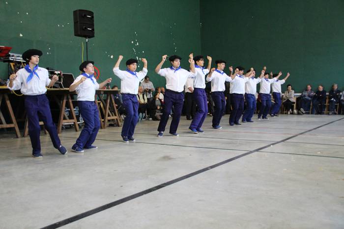 Erakustaldiz betetako arrats 63 1507490283615